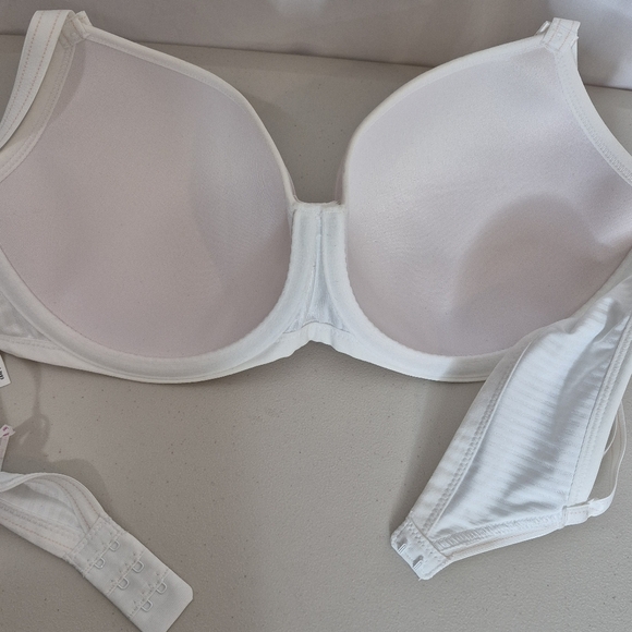 Freya Idol Underwire Moulded Balcony Seam Free T-Shirt Bra in White - Size 38C - Picture 10 of 14